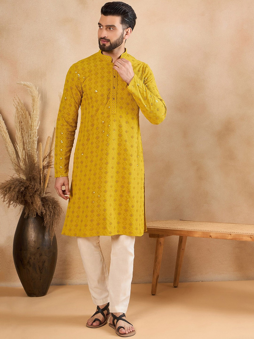 Men Ethnic Motifs Embroidered Straight Kurta